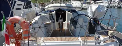 boat image 0