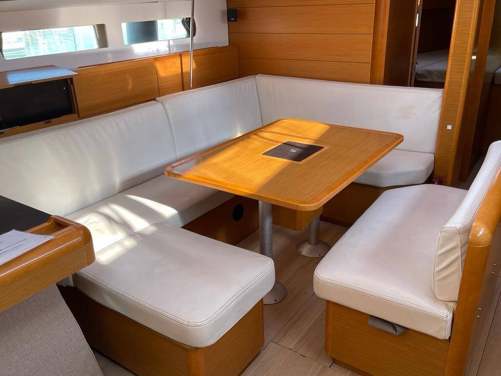 boat image 3