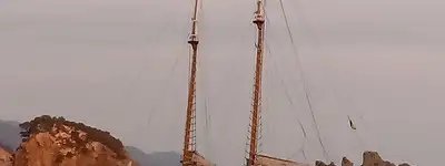 boat image 1