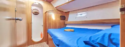 boat image 1