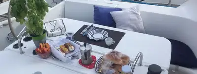 boat image 1