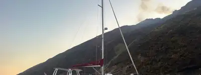 boat image 1