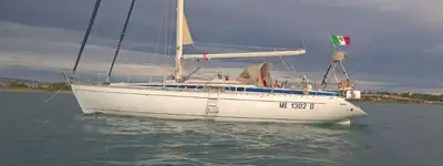 boat image 0