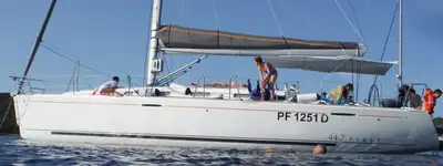 boat image 0