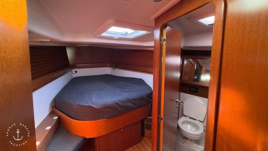 boat image 1