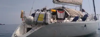 boat image 1