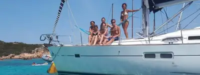 boat image 1