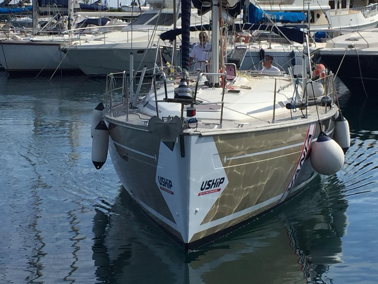 boat image 0