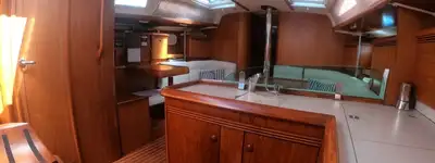 boat image 0