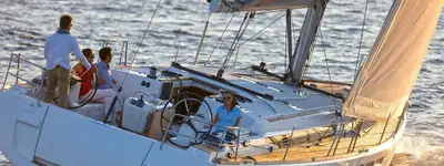 boat image 0