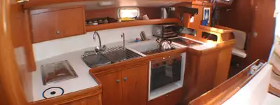 boat image 1
