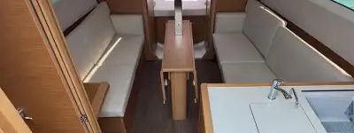 boat image 1