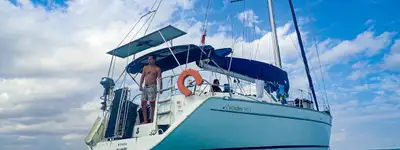 boat image 1