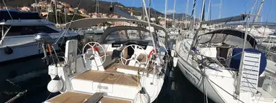 boat image 0