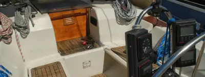 boat image 1
