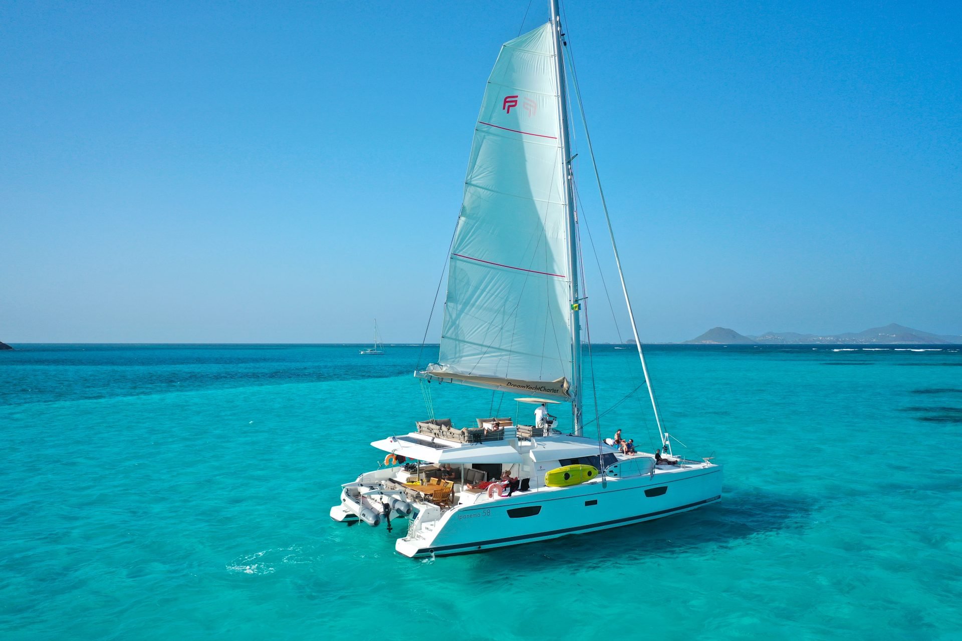 boat image 0