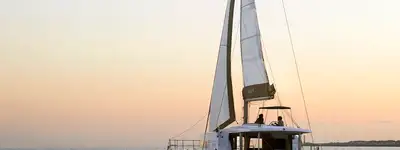boat image 0