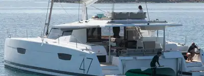boat image 0