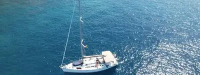 boat image 0