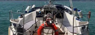 boat image 0