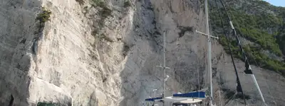 boat image 1