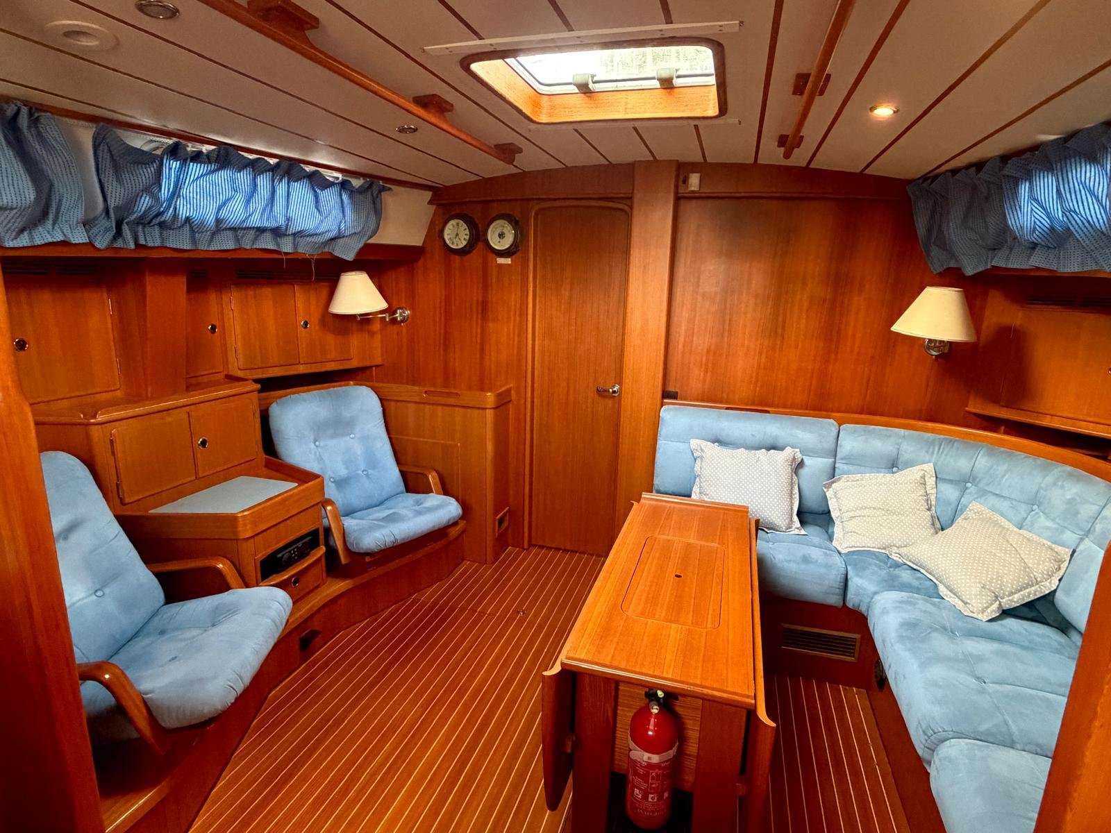 boat image 3