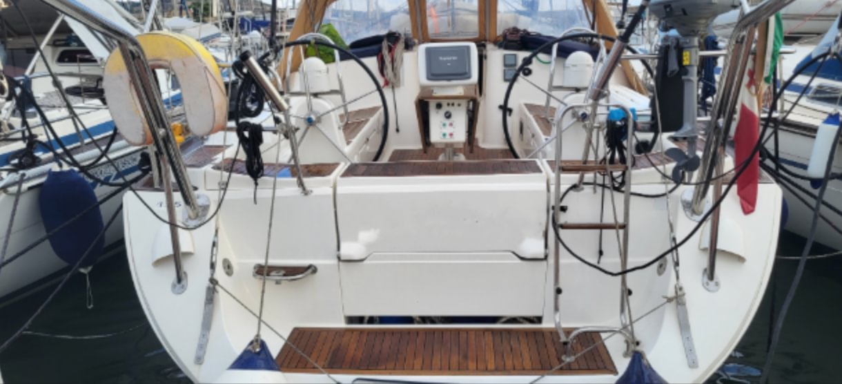 boat image 1