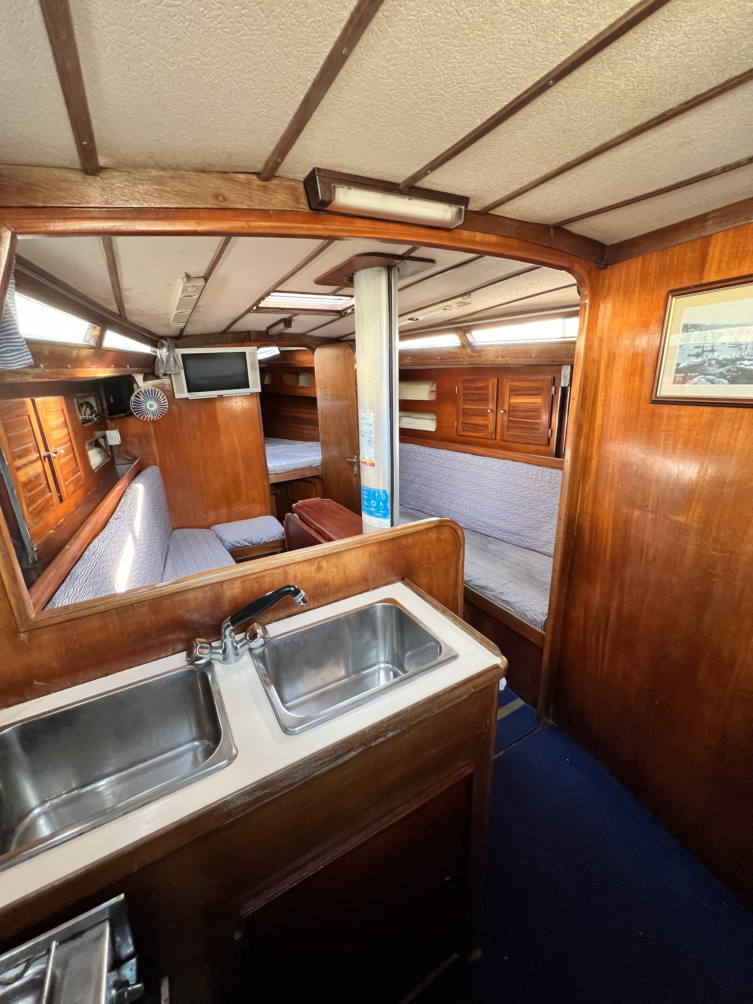 boat image 1