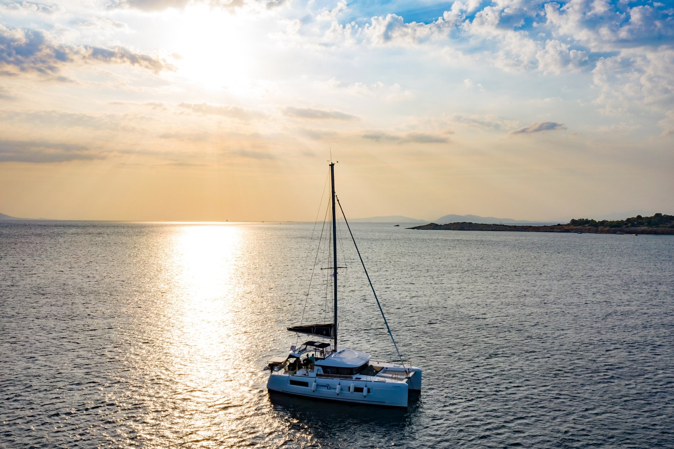boat image 0