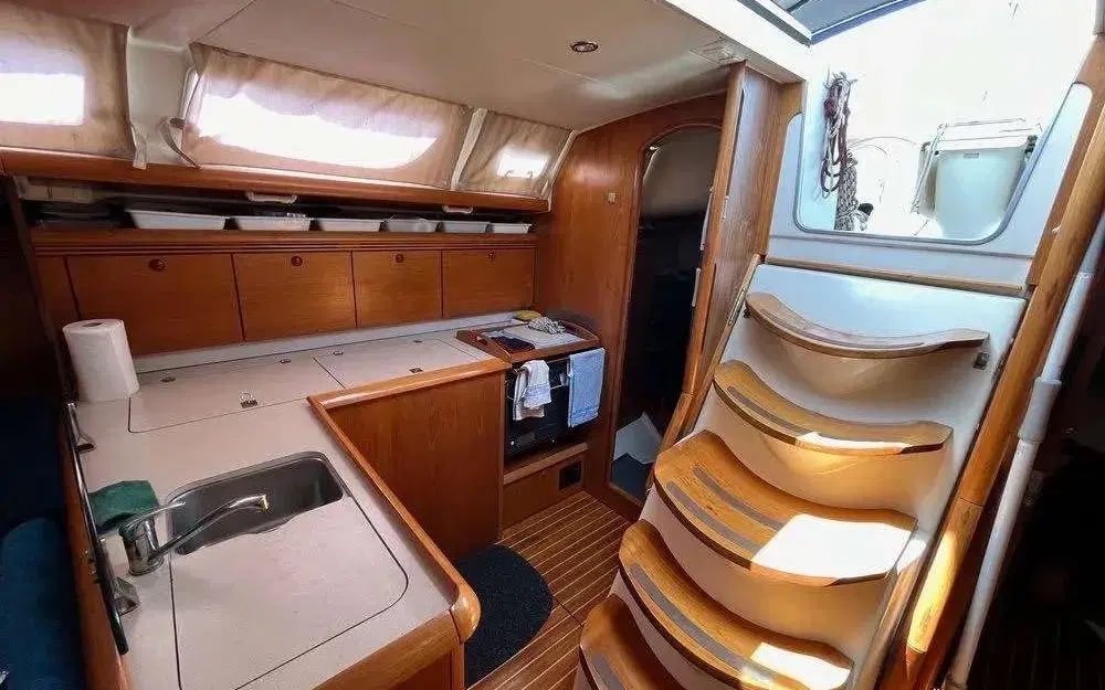 boat image 3