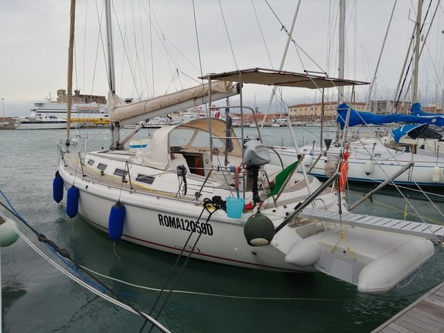 boat image 0
