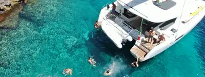 boat image 0