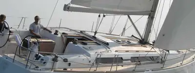 boat image 0