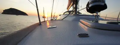 boat image 0