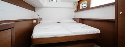 boat image 1