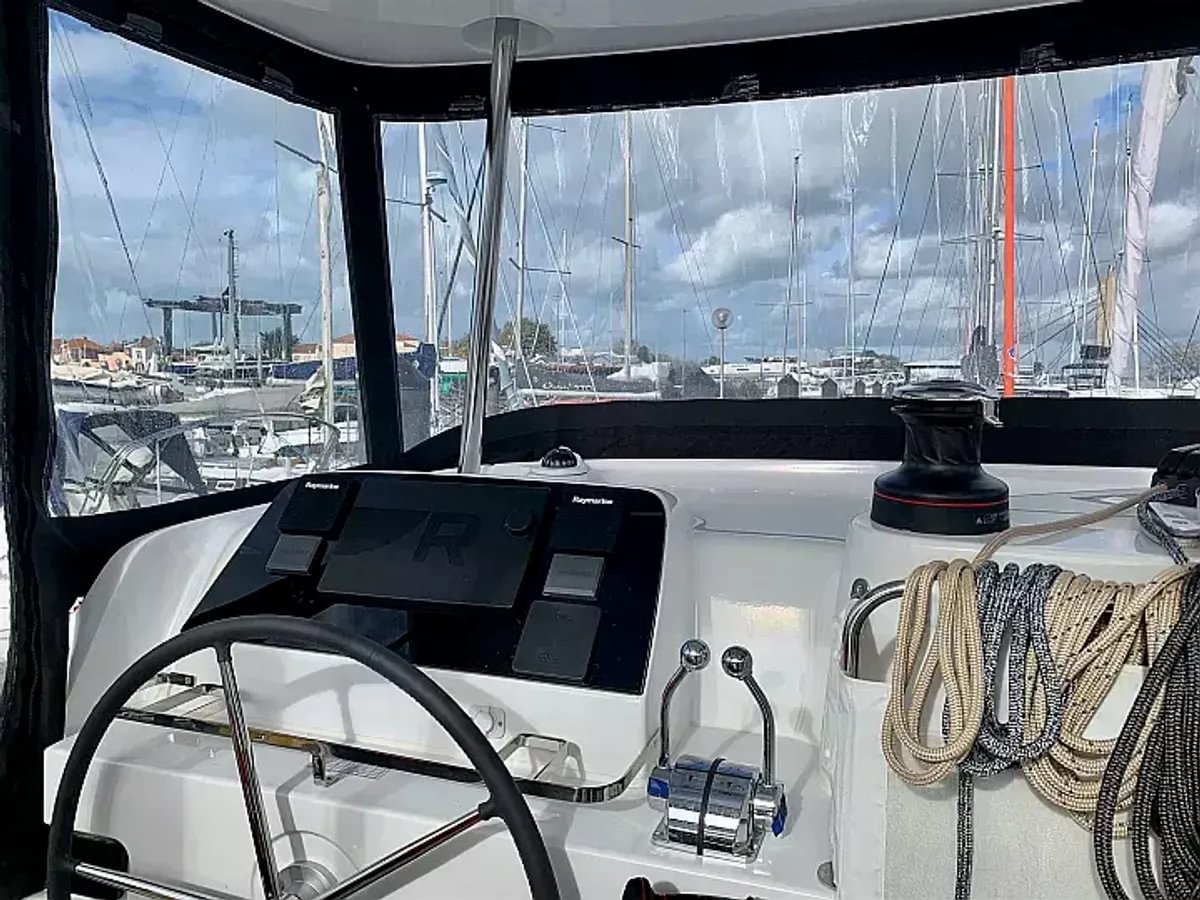 boat image 1