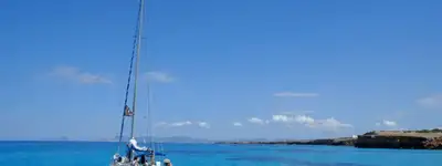 boat image 0