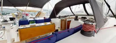 boat image 1