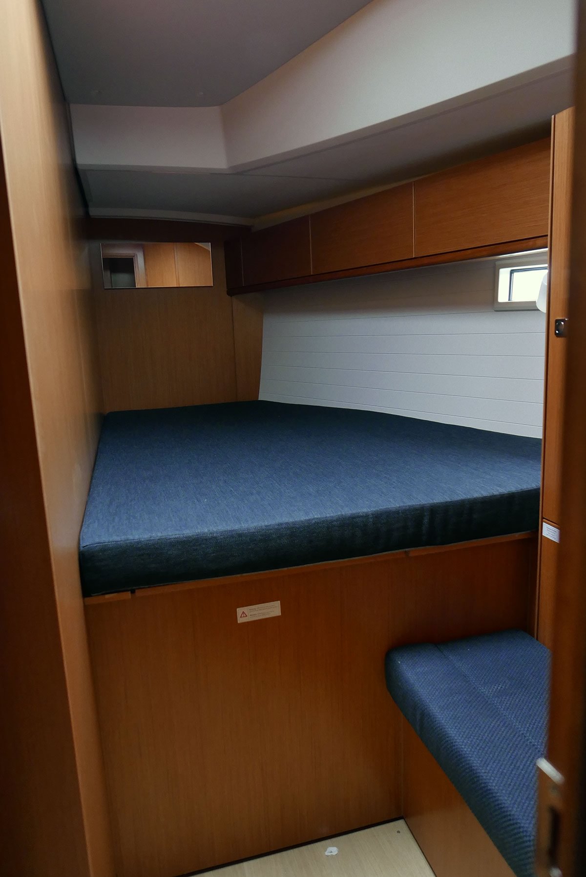 boat image 1