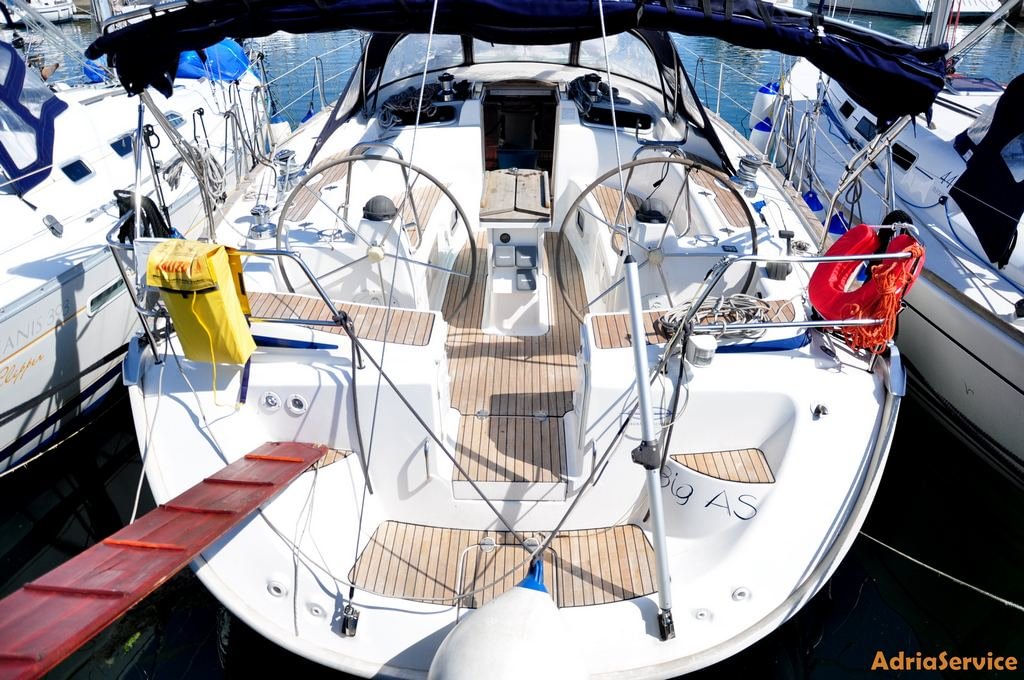 boat image 0