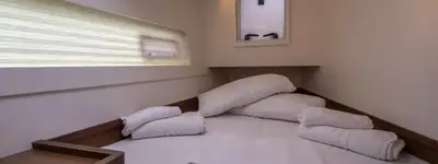 boat image 1