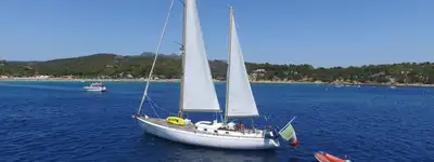 boat image 0