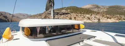 boat image 0