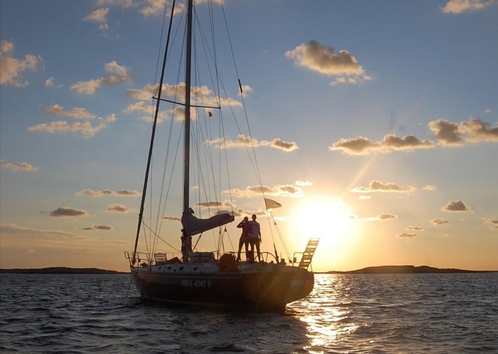 boat image 1