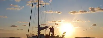 boat image 1
