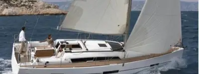 boat image 0