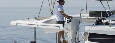 boat image 0