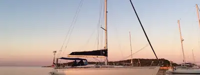 boat image 0