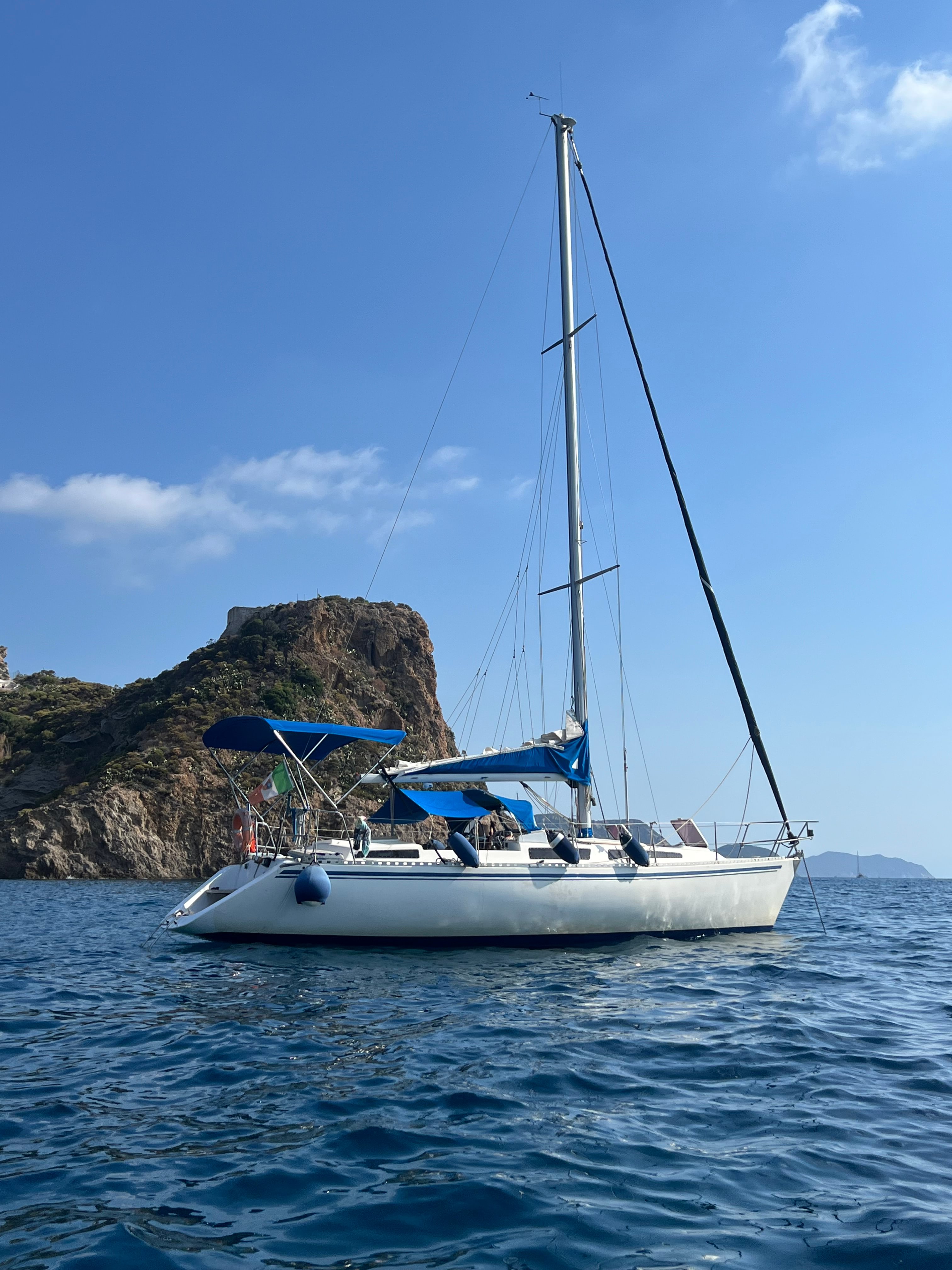 boat image 0