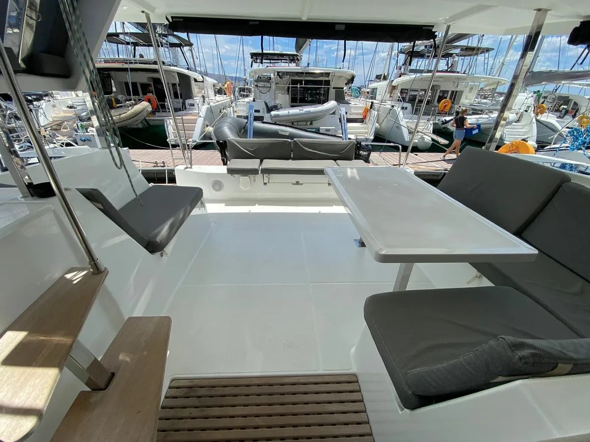 boat image 2